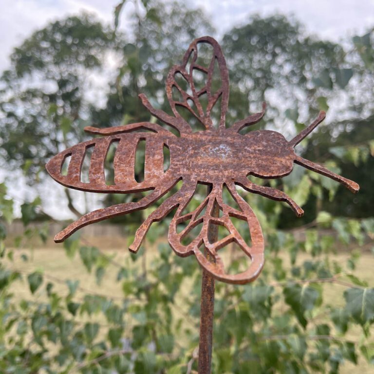 5061098721968 1 Decorative Steel Garden Stake Ornament Bee.jpg